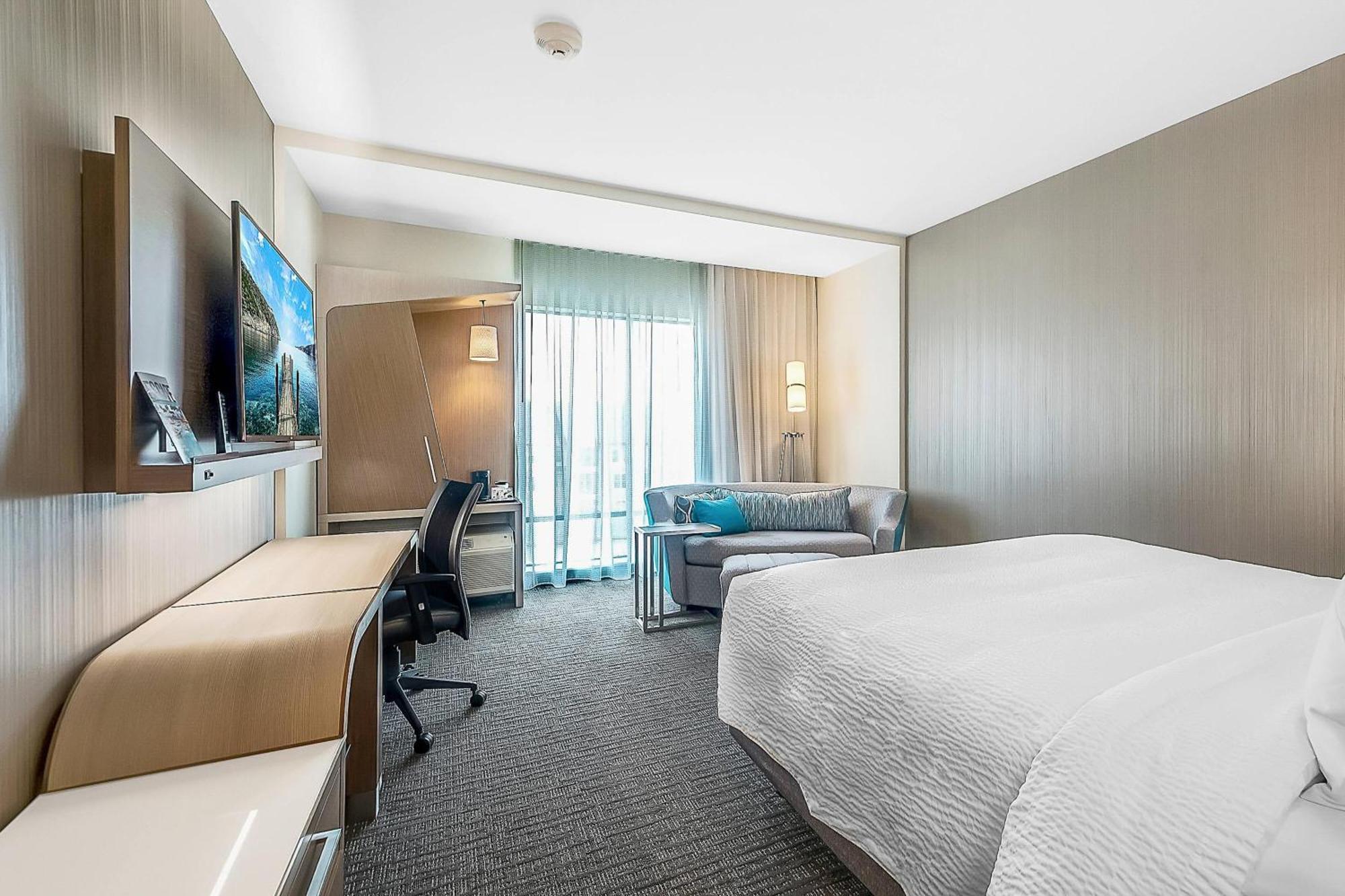Courtyard By Marriott Longview North Hotel Exterior photo